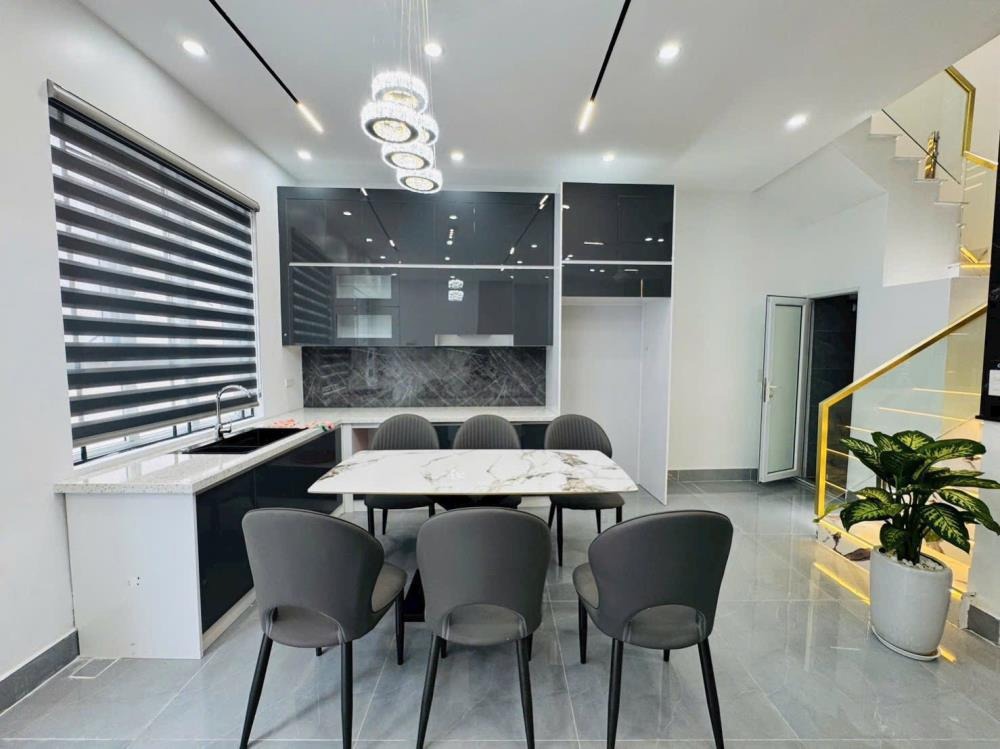 Lô Góc VIP Đà Nẵng - 72m2, 5 Tầng, Kinh Doanh Đỉnh Cao - Giá 17.5 Tỷ