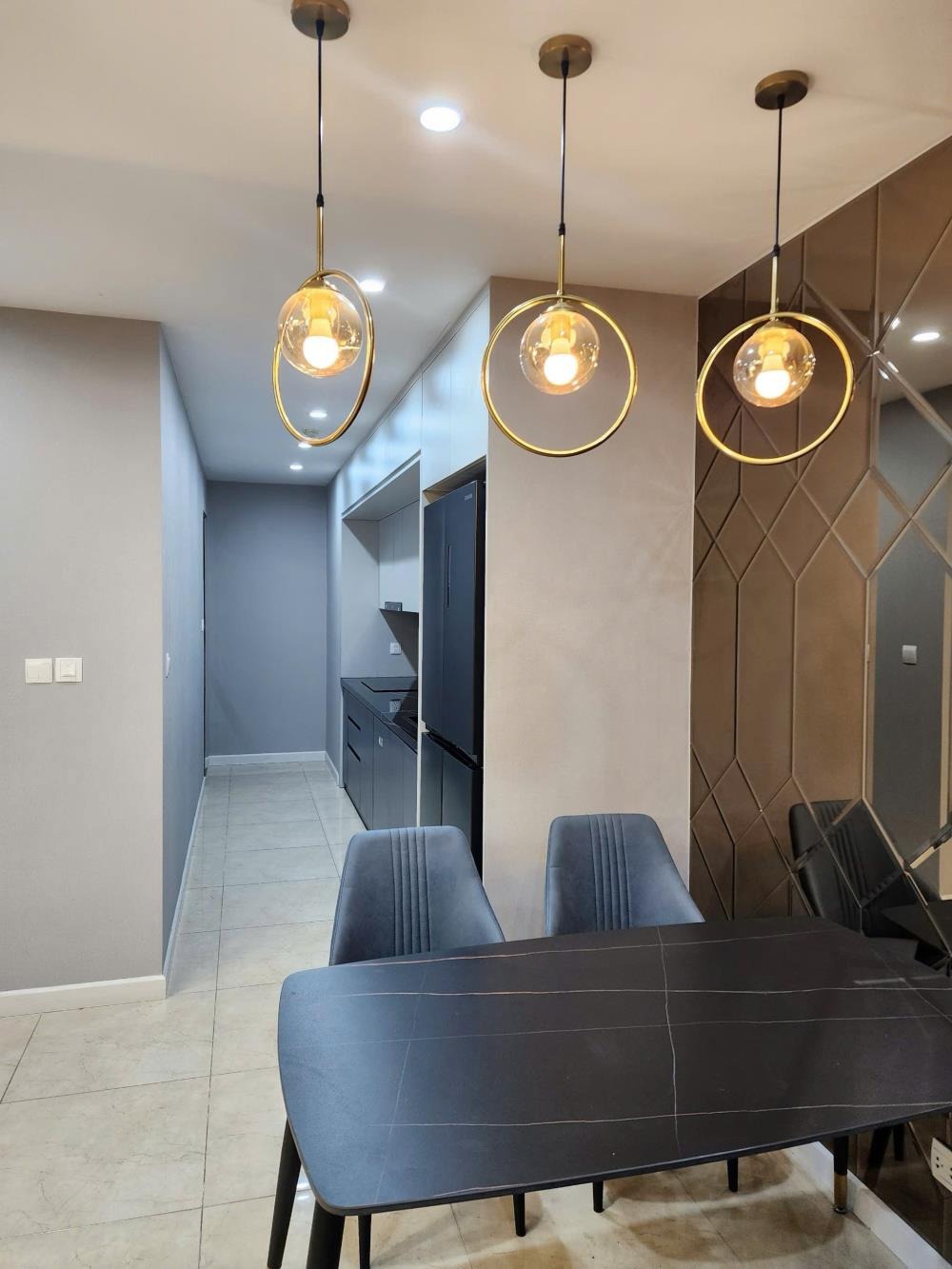 Căn hộ 2PN Vinhomes D Capitale: 7.5 tỷ - Nội thất cao cấp - View đẹp