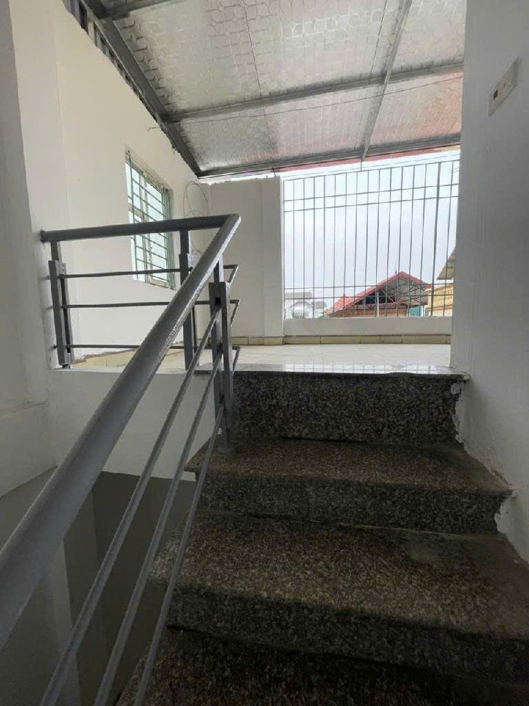 Nhà 3 Tầng, 40m2 Đại Độ Võng La - Vị Trí Đắc Địa, Gần Cầu Thăng Long