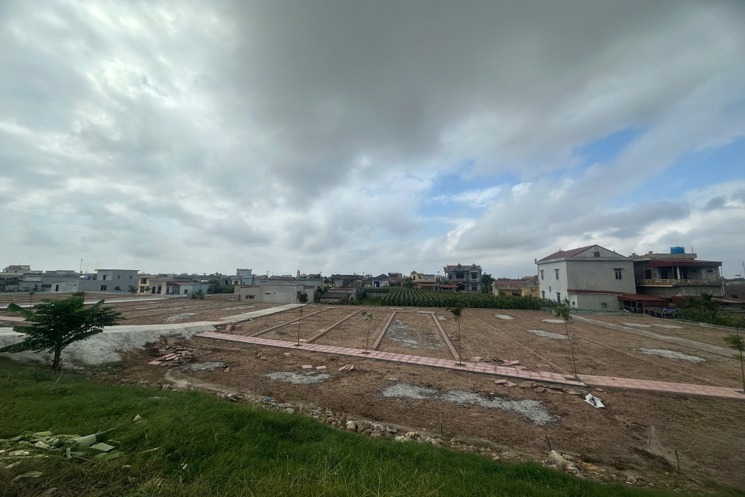 Đất nền Quất Lâm 2.4 tỷ – 100m2 ngay khu chợ đêm, kinh doanh tốt – Nguyễn Hùng BĐS - 0989333012