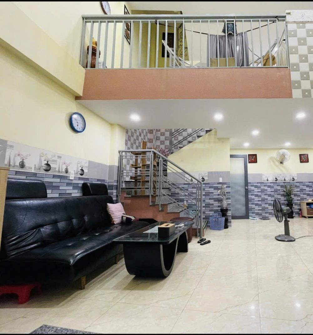 Siêu phẩm nhà phố góc, 5 tầng, 45m2, vị trí đắc địa Phú Nhuận - Giá 9.75 tỷ
