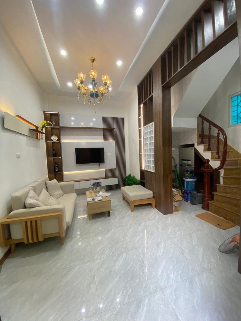 Bán Nhà Kim Giang 39m2, 5 Tầng, 7.25 Tỷ - 2 Mặt Tiền, Thông Thoáng