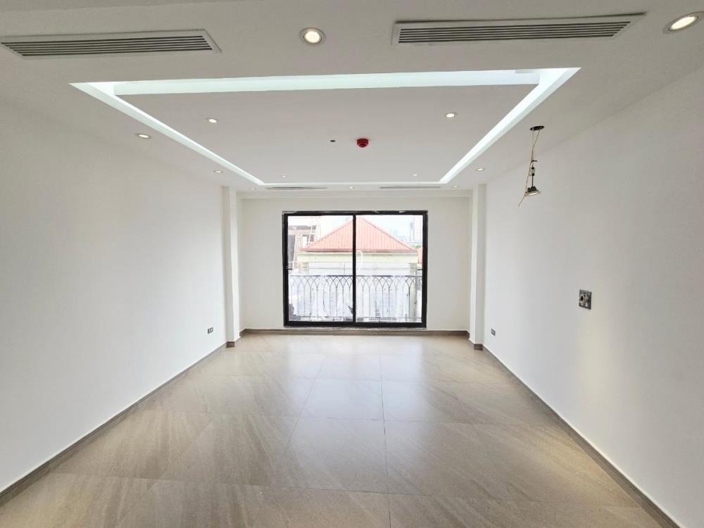 Phân Lô Xây Mới Hoàng Quốc Việt - 65m2, 7 Tầng, Lô Góc, Kinh Doanh - Giá Từ 31 Tỷ