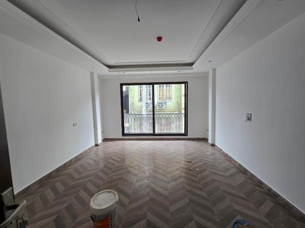 Phân Lô Xây Mới Hoàng Quốc Việt - 65m2, 7 Tầng, Lô Góc, Kinh Doanh - Giá Từ 31 Tỷ