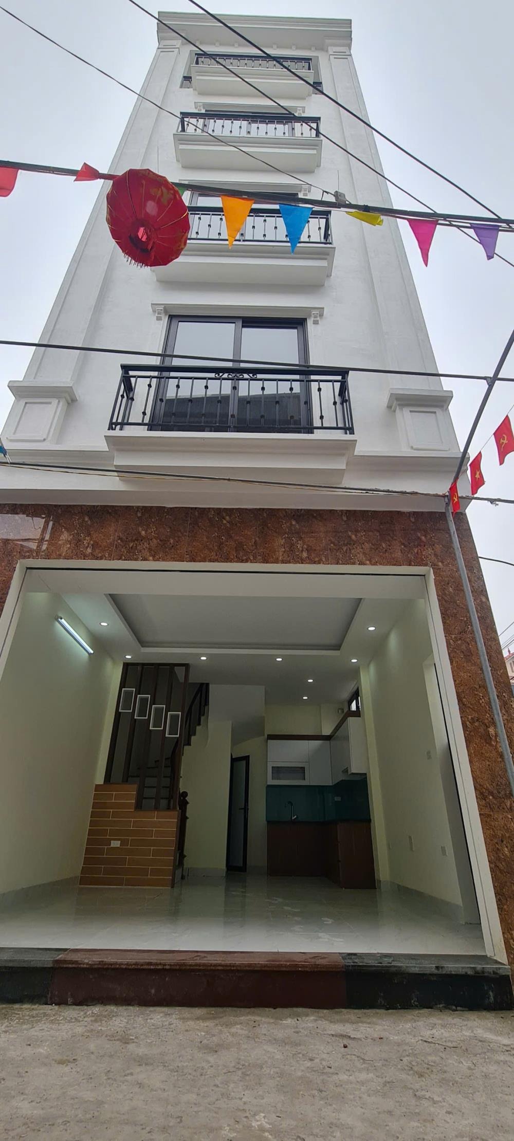 Bán Căn Góc 5 Tầng Đan Phượng, Ô Tô Vào Nhà, Gần Trường THPT Tân Lập