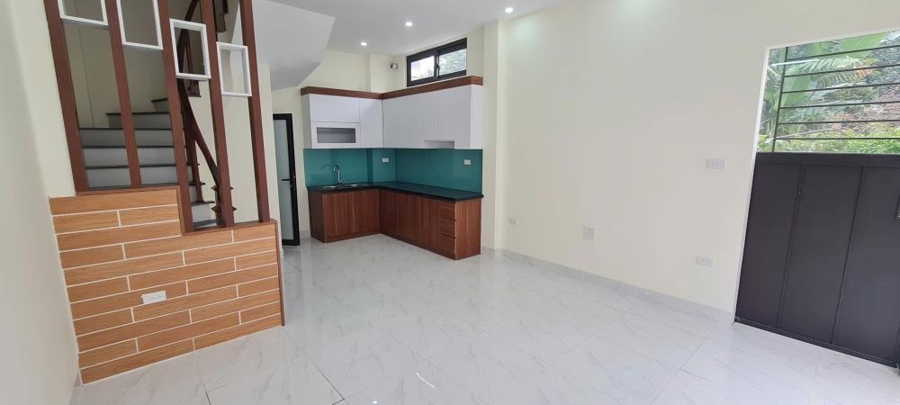 Bán Căn Góc 5 Tầng Đan Phượng, Ô Tô Vào Nhà, Gần Trường THPT Tân Lập
