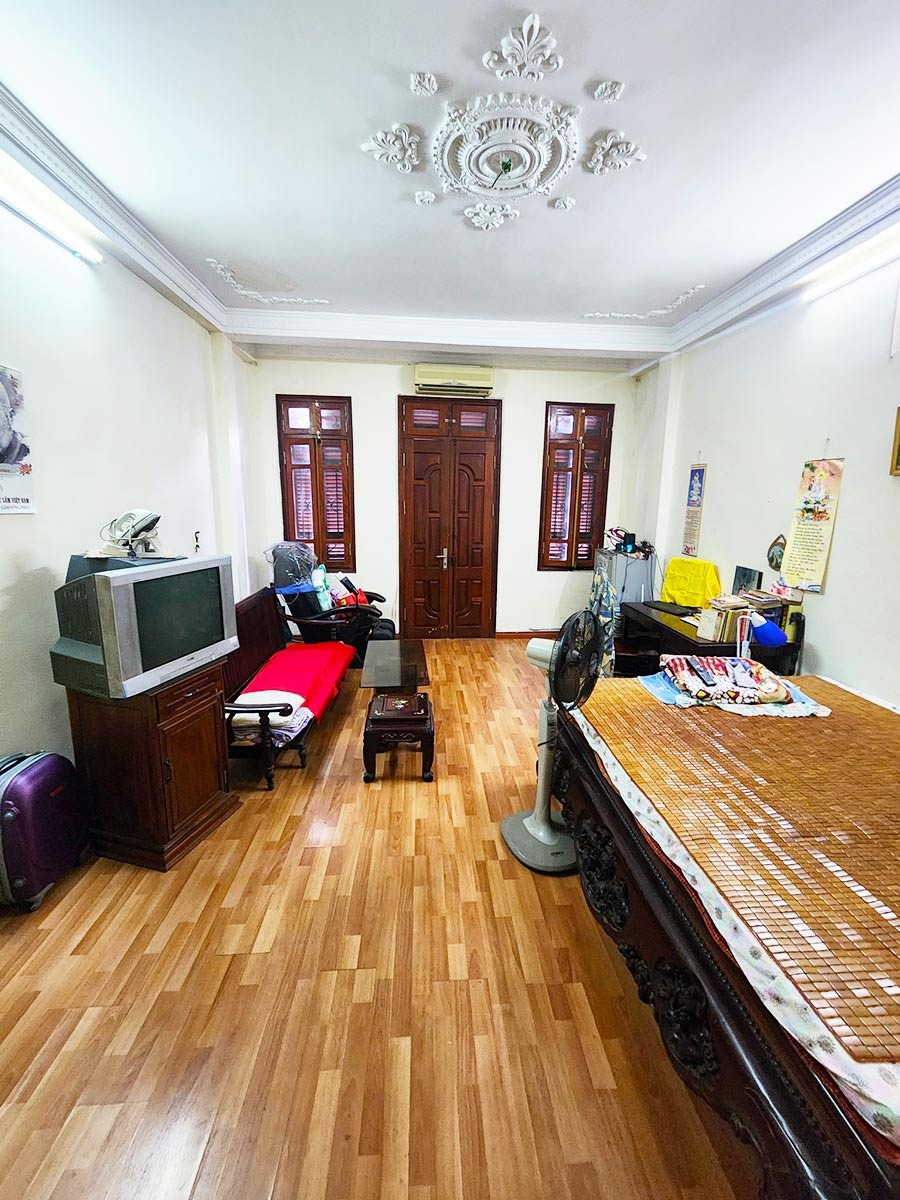 Bán Nhà Phố Pháo Đài Láng - 50m2, 5 Tầng, Kinh Doanh Đỉnh Cao