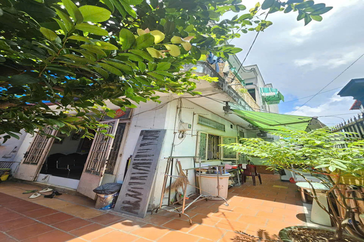 NHÀ  SHR 5PN 130M  ẤP VẠN HẠNH – TRUNG CHÁNH HÓC MÔN – GIÁ MỀM