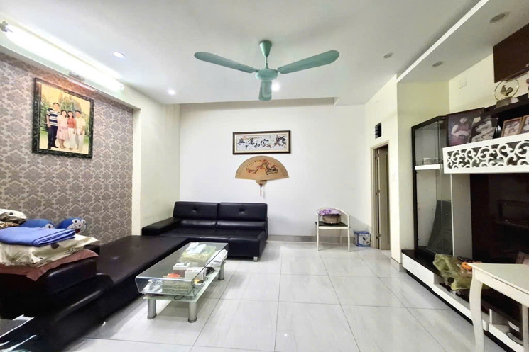 SIÊU PHẨM NHÀ ĐẸP NGỘP - CMT8 Q10 – NGANG HƠN 5M – 4 TẦNG – 56M². CHỈ 9.X