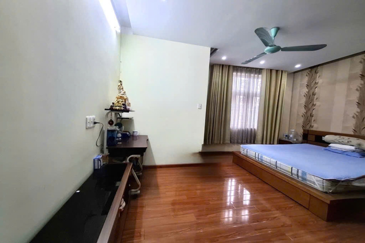 SIÊU PHẨM NHÀ ĐẸP NGỘP - CMT8 Q10 – NGANG HƠN 5M – 4 TẦNG – 56M². CHỈ 9.X