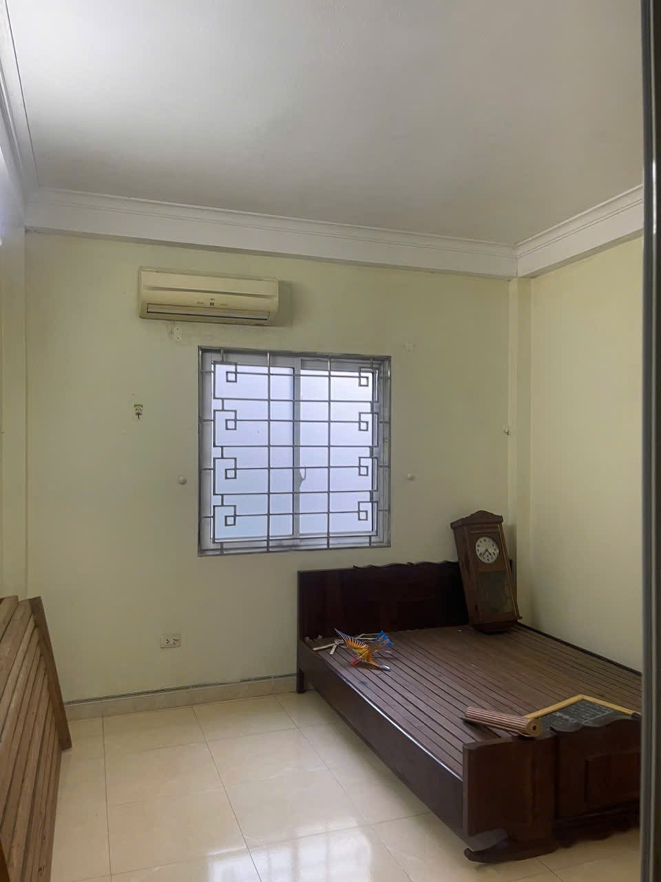 Cho Thuê Nhà Minh Khai, Hai Bà Trưng: 5 Phòng Ngủ, Gần Chợ, Ô Tô Đỗ Cửa
