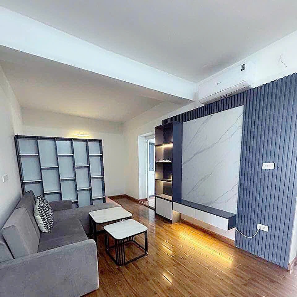 Căn Hộ Vĩnh Hồ Đống Đa: 2PN View Sân Chơi, Gần Phố, Sổ Đỏ Chính Chủ