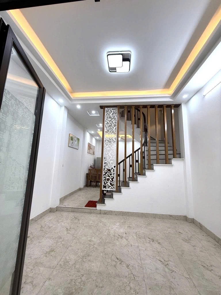 Bán Nhà Phố Định Công Thượng Giá Tốt - 8.2 tỷ - 46m2 - Gần Phố - Ô Tô Tránh