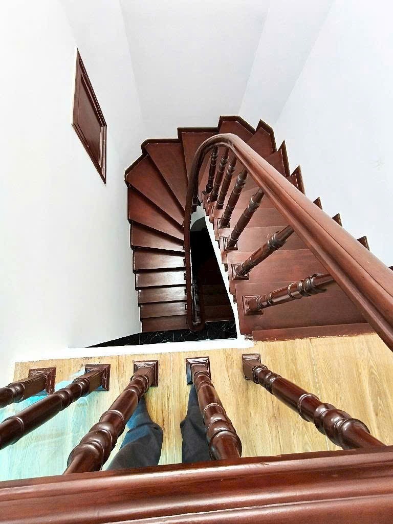Bán nhà Kim Ngưu 4 tầng, 43m², mặt tiền rộng - Full nội thất - Giá tốt