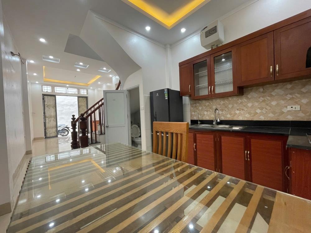 Nhà Hà Đông 5 Tầng, 6 Tỷ, Ô Tô Đỗ Cửa, Gần Trường Lê Quý Đôn