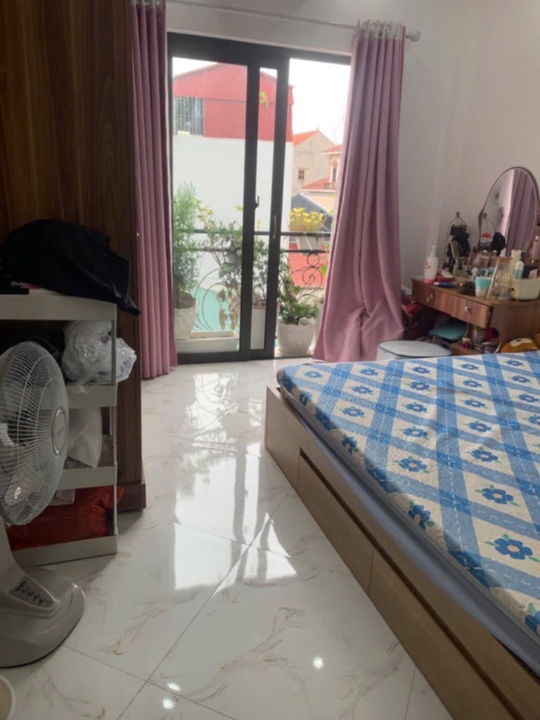 Bán nhà la phù nhà đẹp 37m2, 4.7 tỷ - Trần Phú, Hoài Đức