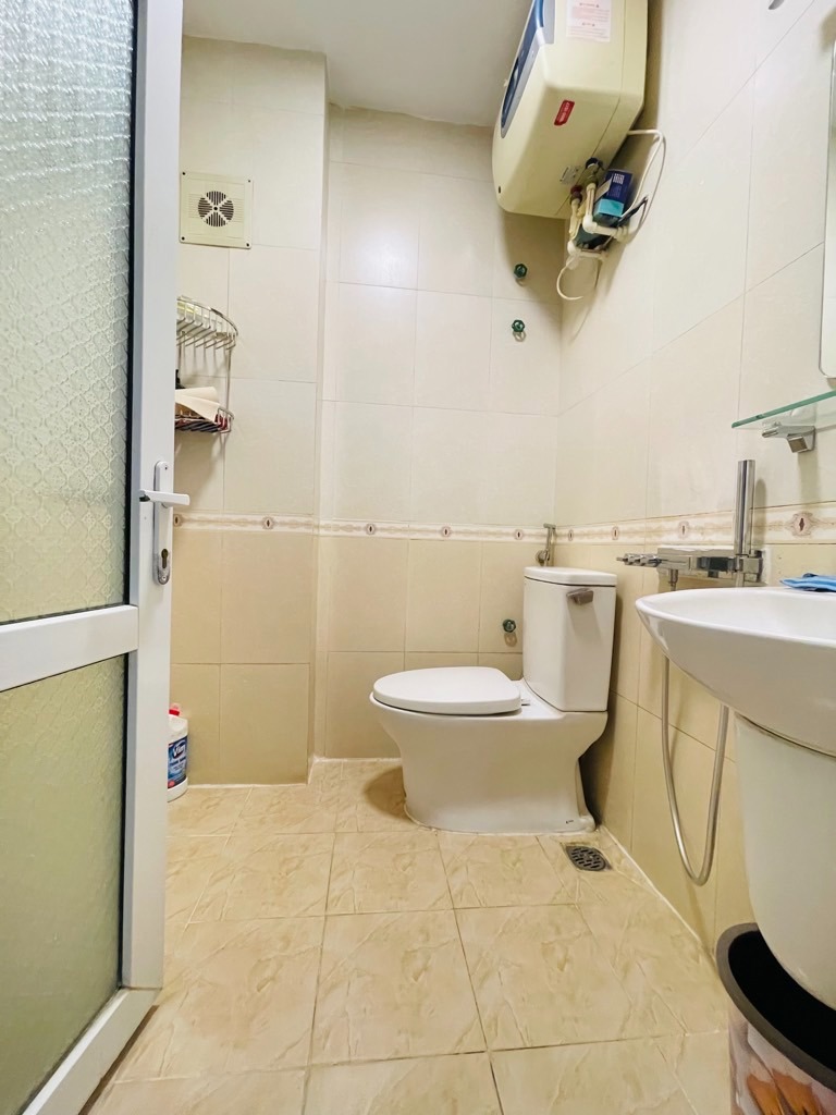 Bán Nhà Giáp Bát Phân Lô Ô Tô - Kinh Doanh Mặt Phố Sinh Lợi