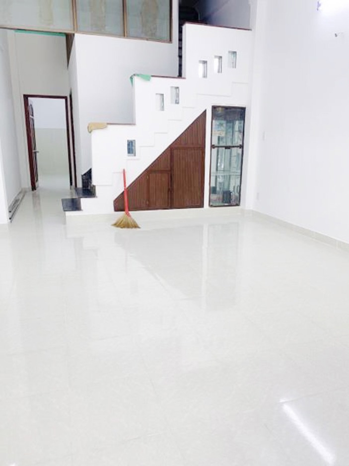 Nhà Âu Cơ, Hẻm 3.5m Thông Thoáng - Giá 5.9 Tỷ Thương Lượng