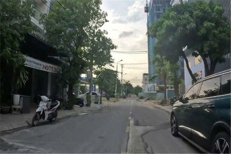 Đất đẹp- Giá tốt cần bán nhanh lô đất mặt tiền Khuê Mỹ Đông 1 – Khu căn hộ phát triển mạnh
