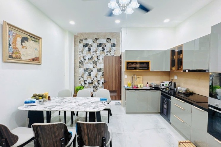 MẶT TIỀN KINH DOANH QUẬN 1 - 63M2 (4X15) 3 TẦNG – NHÀ MỚI, NỘI THẤT CAO CẤP – 18.5 TỶ