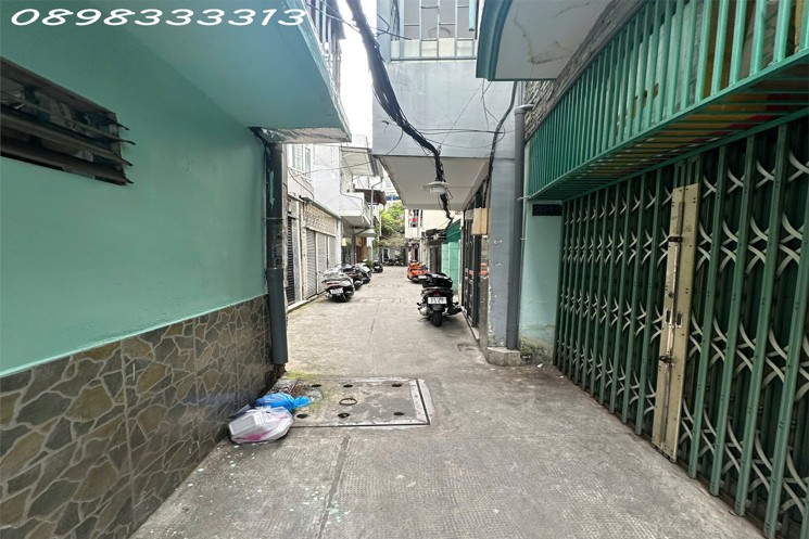 Nhà xinh trung tâm Tân Bình – Giá chỉ 3.2 tỷ
Địa chỉ: 204/2 Hoàng Văn Thụ, phường 4, quận Tân Bình