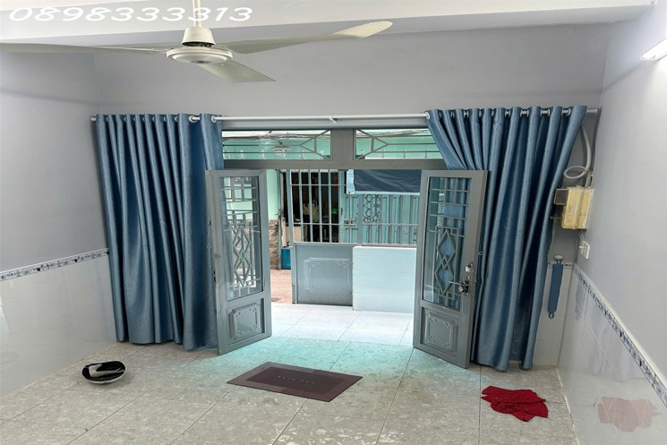 Nhà xinh trung tâm Tân Bình – Giá chỉ 3.2 tỷ
Địa chỉ: 204/2 Hoàng Văn Thụ, phường 4, quận Tân Bình