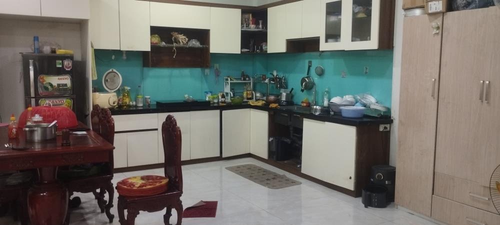 Nhà Đẹp Giá Tốt Quận Bình Thạnh: 94m2, 4 Tầng, Gần Sân Bay, Pháp Lý Sạch