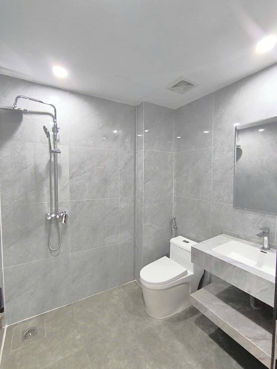 Nhà Mới Hiện Đại Vạn Phúc - 49m2, 5 Tầng, Ô Tô Vào Nhà - Giá 14.5 Tỷ