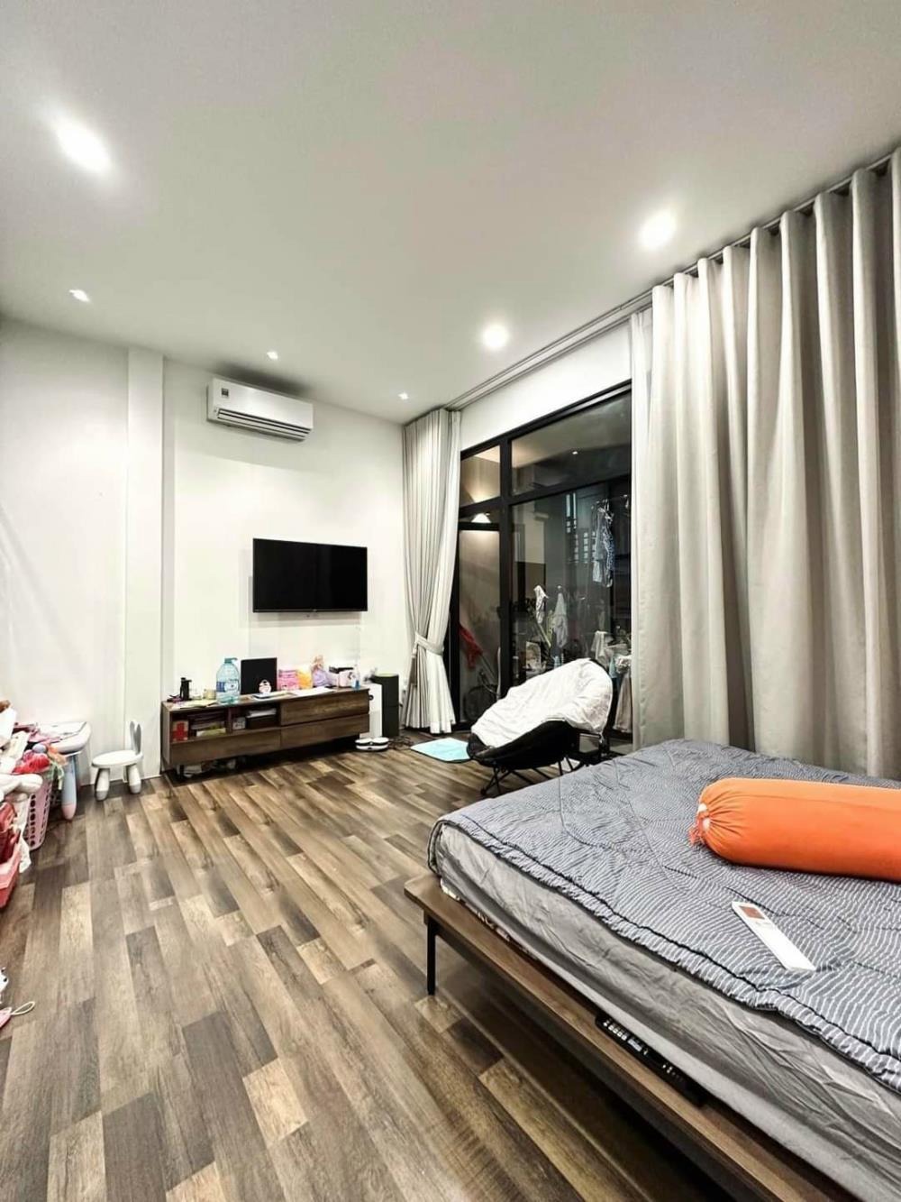 Bán nhà 3 tầng Nguyễn Văn Trỗi - 42m2 - Giá 7.3 tỷ - Vị trí đẹp, thiết kế hiện đại