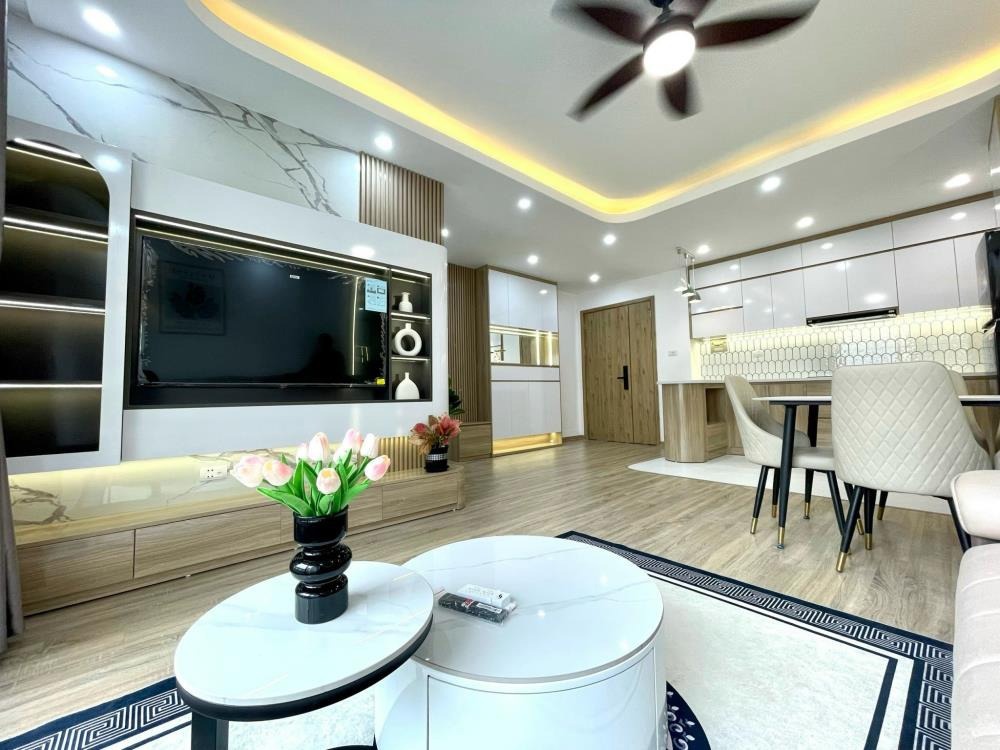 Bán Căn Hộ 3PN, View Đẹp Tại Hoàng Mai - Giá Chỉ 5.45 Tỷ