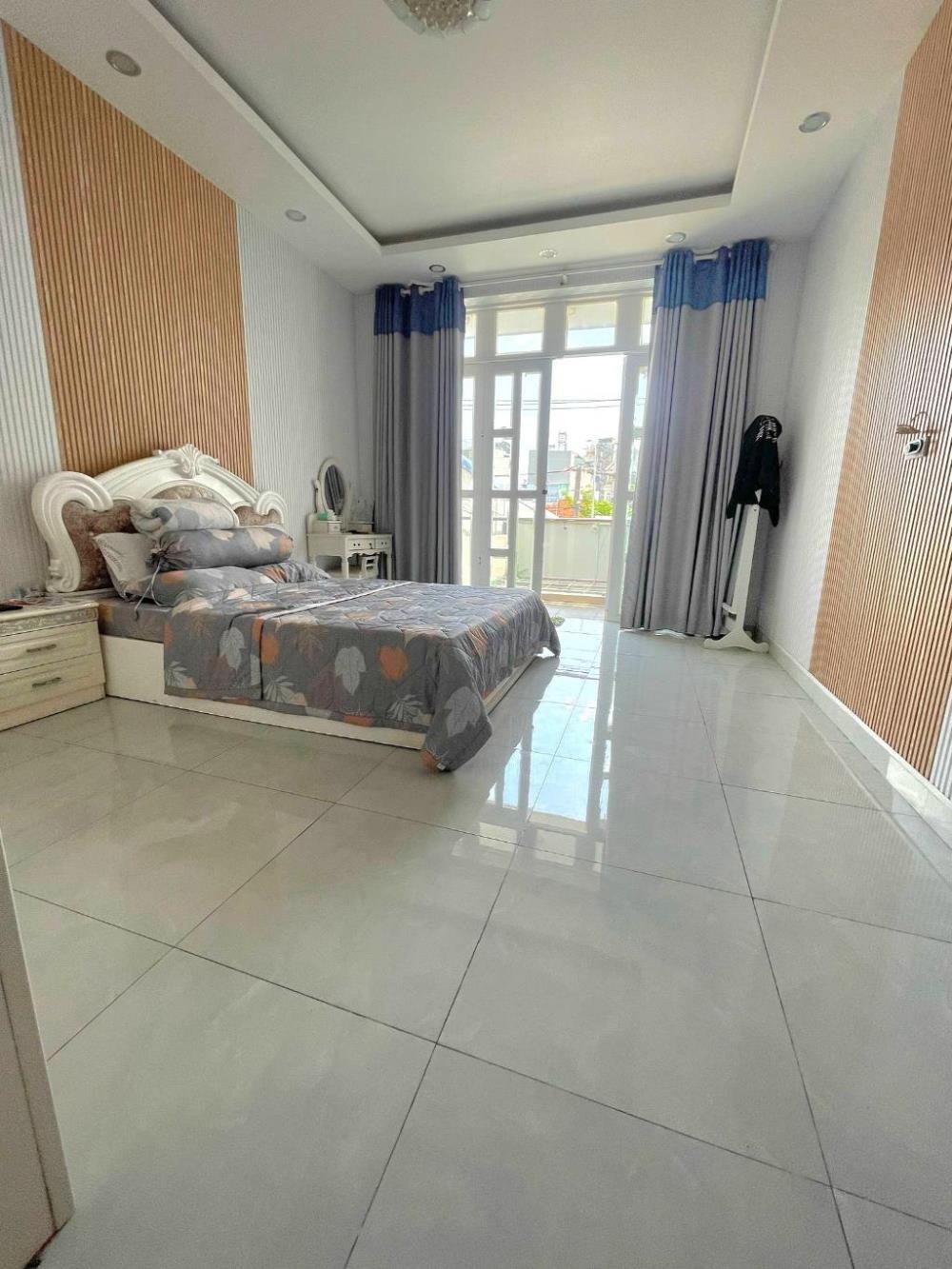 Bán nhà hxt Âu Cơ, Tân Phú - 3 Tầng, 84m2, Giá 11.3 Tỷ
