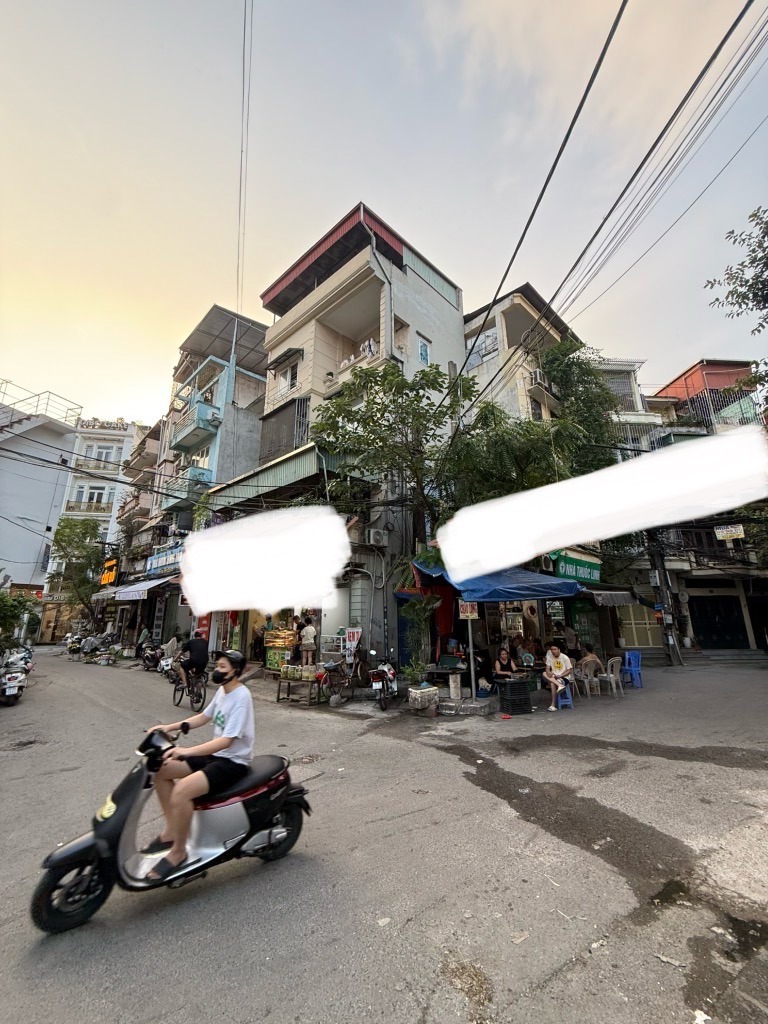 Bán Gấp Nhà Phố Đại La 65m2, Lô Góc, Giá 27 Tỷ Có TL - Vị Trí Đắc Địa
