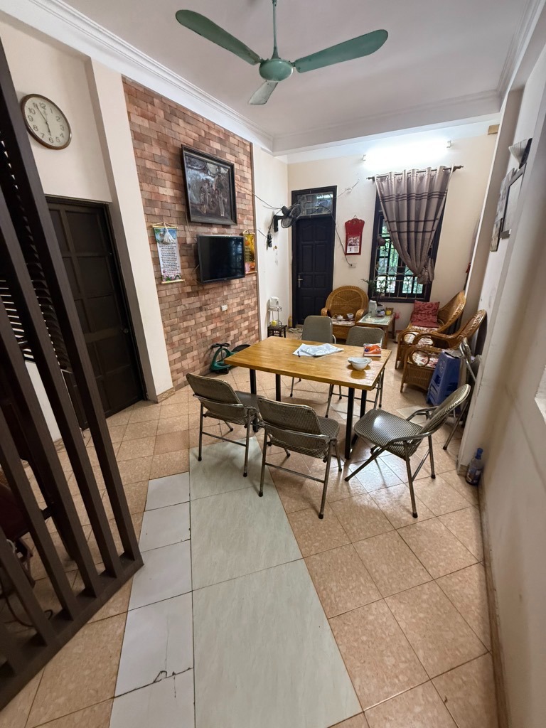 Bán Gấp Nhà Phố Đại La 65m2, Lô Góc, Giá 27 Tỷ Có TL - Vị Trí Đắc Địa