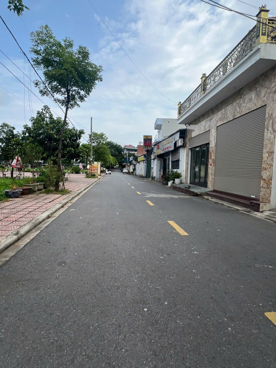 Bán Đất Đấu Giá Gia Lâm: Ngõ Ô Tô, Vỉa Hè Rộng, KD Tốt - Xuân Dục, Yên Thường
