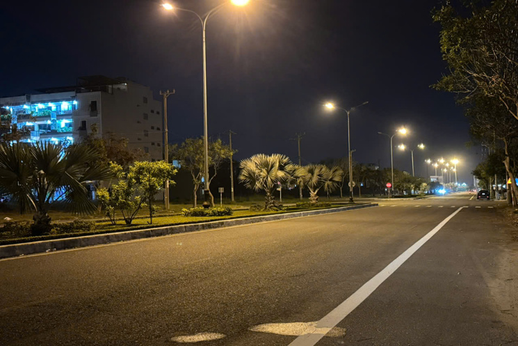 + Chính Chủ, Đất Phú Mỹ an FPT, đối diện dãy khu phức hợp căn hộ cao cấp, đi bộ vài phút ra bãi tắm