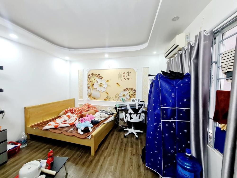Bán nhà phố Hà Đông: 31m2, 5 tầng, 5.3m mặt tiền, mới đẹp, gần phố