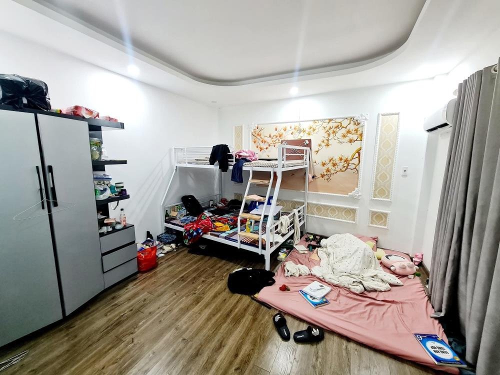 Bán nhà phố Hà Đông: 31m2, 5 tầng, 5.3m mặt tiền, mới đẹp, gần phố