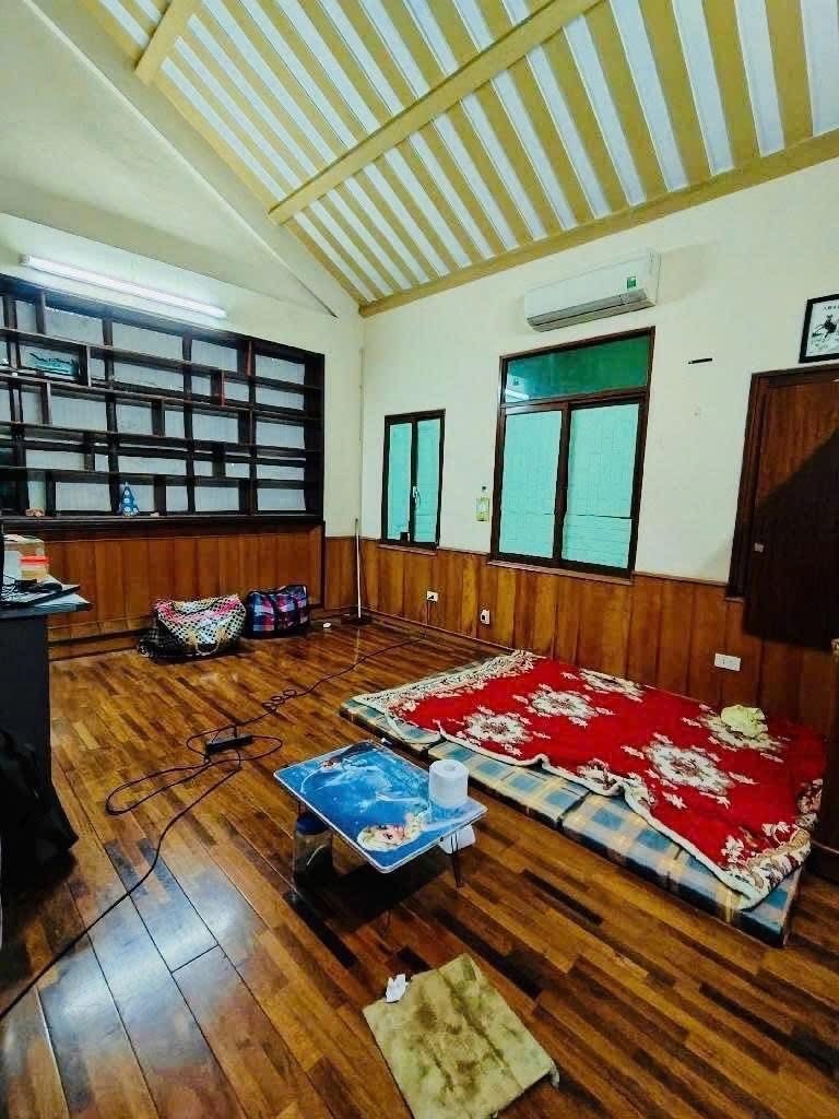 Bán Nhà Mặt Phố Cầu Giấy 210m2 - 5 Tầng, Lô Góc 3 Mặt Thoáng, Giá 58 Tỷ