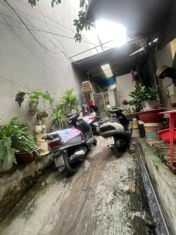 Bán Đất Tứ Liên - Vị Trí Vàng, Ngõ Ô Tô, Gần Hồ Tây - Giá Chuẩn Thị Trường