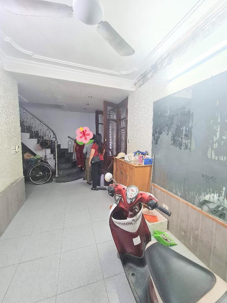 Bán Nhà Hoàng Mai, Vị Trí Đẹp, 80m2, 7 Tỷ - Vị Trí Thông Thoáng