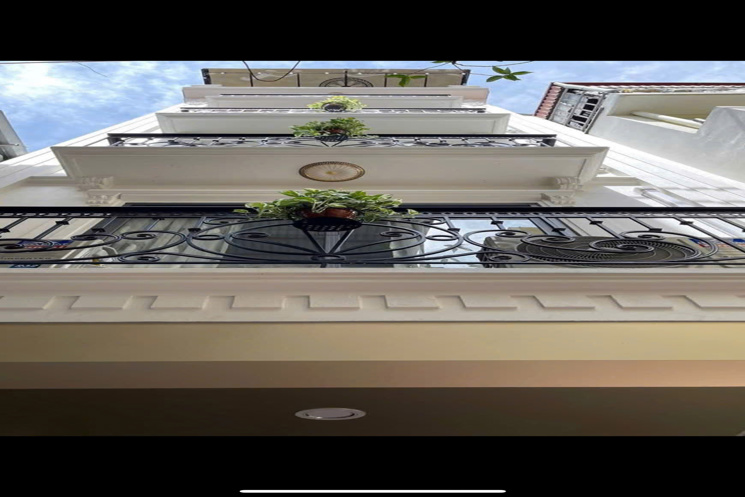 Nhà Tây Hồ 2 thoáng, 32 m, 5 tầng, oto ngủ trong nhà, nhà đẹp ở ngay!