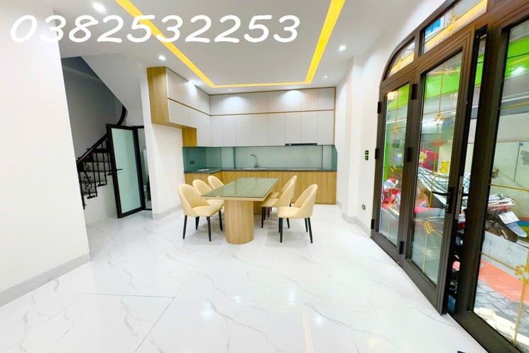 🏠 NHÀ MỚI LÔ GÓC Đỗ Đức Dục – Nam Từ Liêm - 6 TẦNG THANG MÁY - VÀI BƯỚC RA Ô TÔ