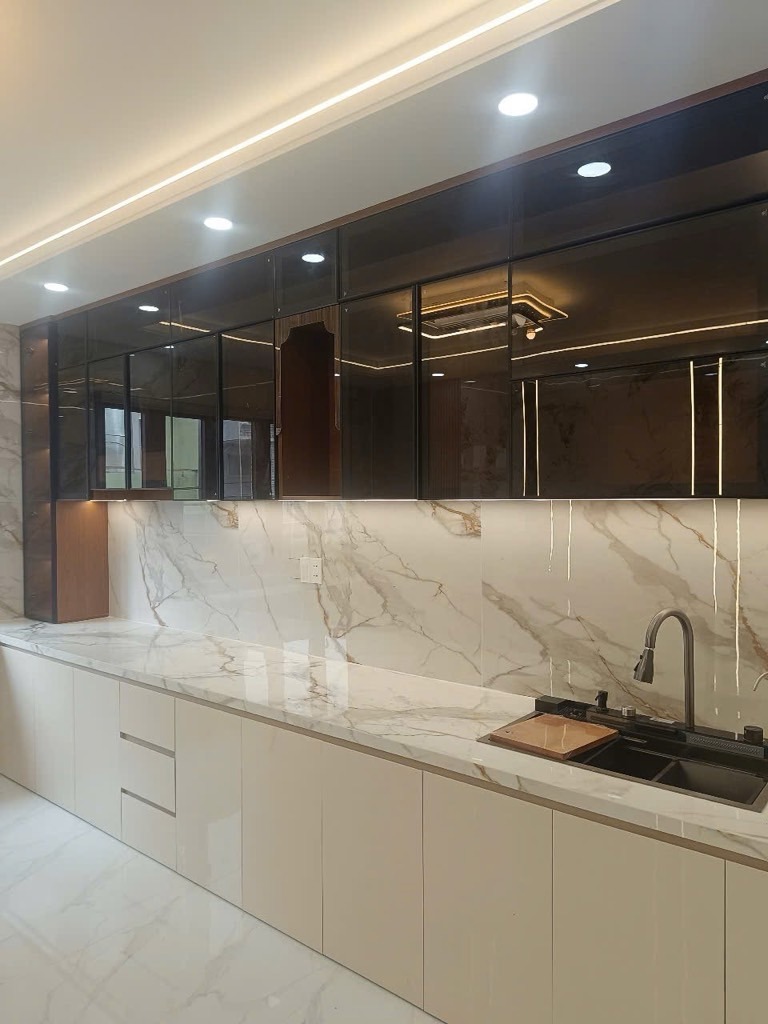 Bán nhà mặt tiền Tân Sơn Nhì, Tân Phú - 3 Tầng, 86m2, Giá 23.5 tỷ