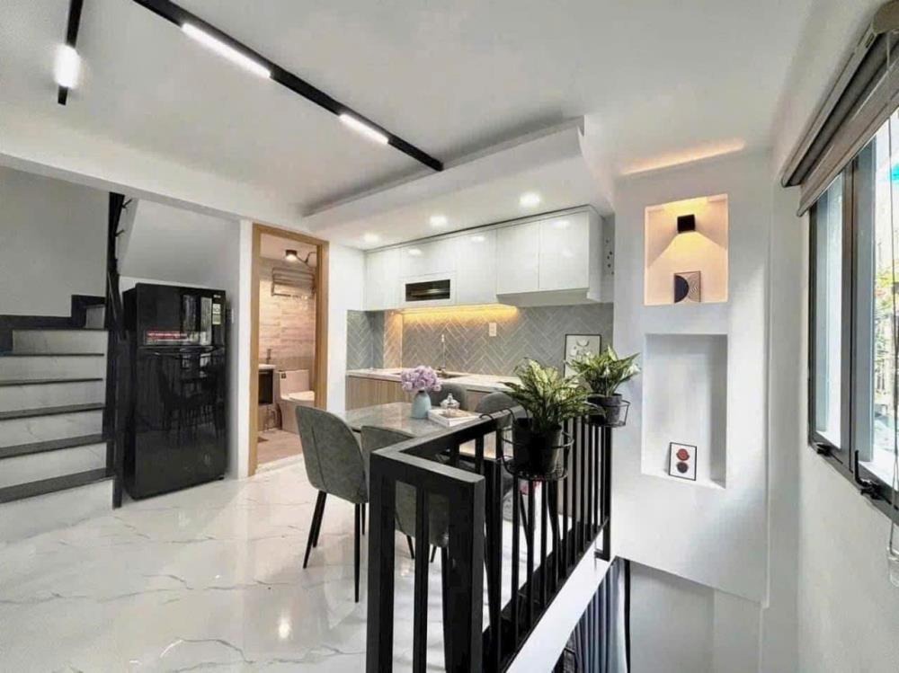 Bán Nhà Gần Chợ Bình Tây, Quận 6 - 3 Tỷ 450 - Pháp Lý Đầy Đủ
