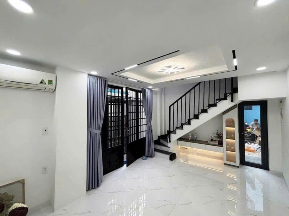 Bán Nhà Gần Chợ Bình Tây, Quận 6 - 3 Tỷ 450 - Pháp Lý Đầy Đủ