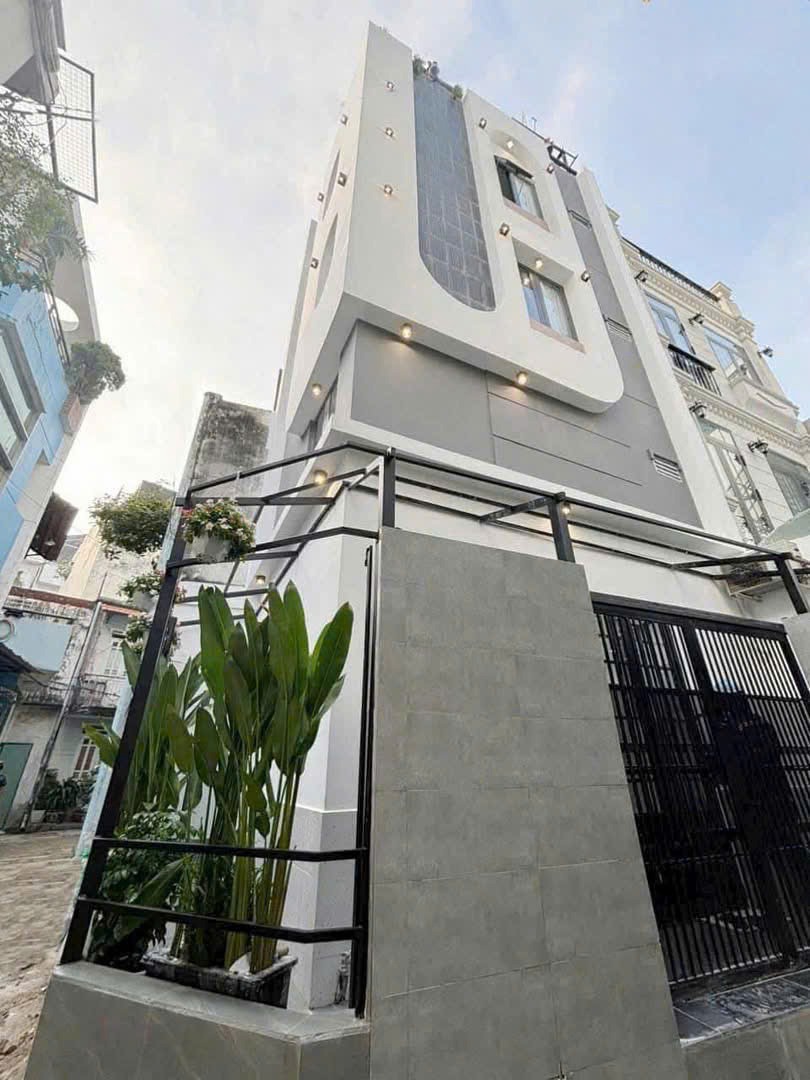 Bán Nhà Gần Chợ Bình Tây, Quận 6 - 3 Tỷ 450 - Pháp Lý Đầy Đủ
