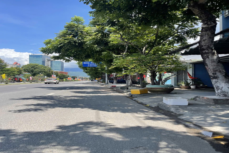 📍 BÁN NHÀ MẶT TIỀN NGUYỄN LƯƠNG BẰNG – LIÊN CHIỂU
   •   Nhà cấp 4, 74m² vuông vức, mặt tiền đường