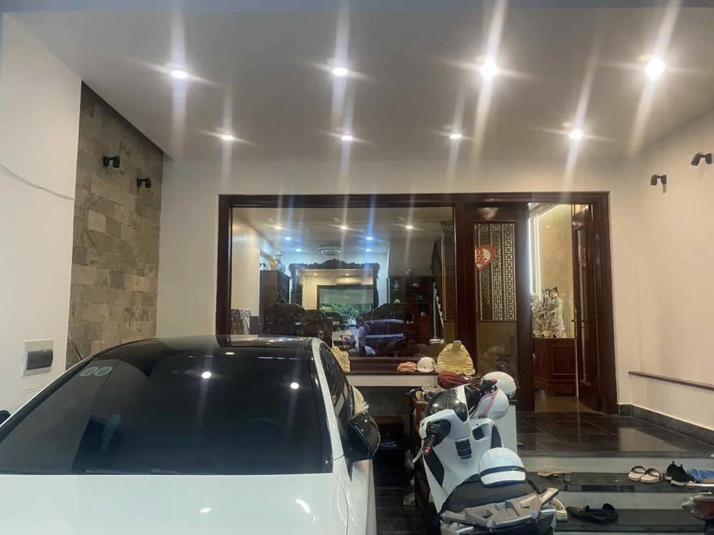 Phân Lô VIP Lạc Long Quân - Vỉa Hè - Ô Tô Tránh - Gần Hồ Tây