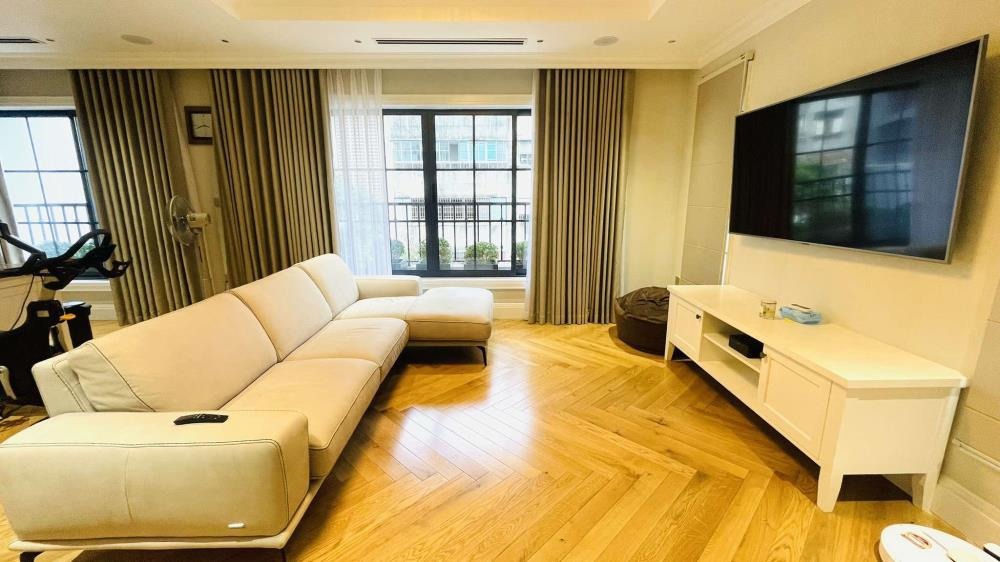 Bán nhà mặt tiền Nguyễn Văn Thủ, Quận 1 - 82.5 tỷ - 124m2 - Full nội thất