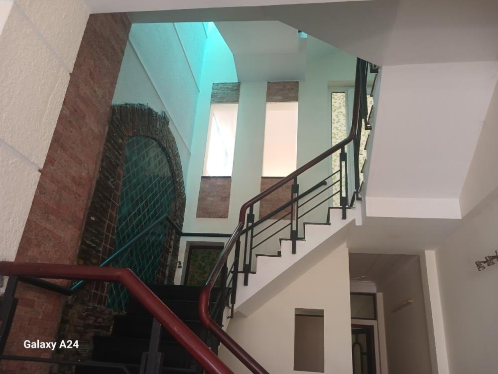 Siêu phẩm mặt tiền Võ Thành Trang - 8 phòng ngủ, 11.8 tỷ TL